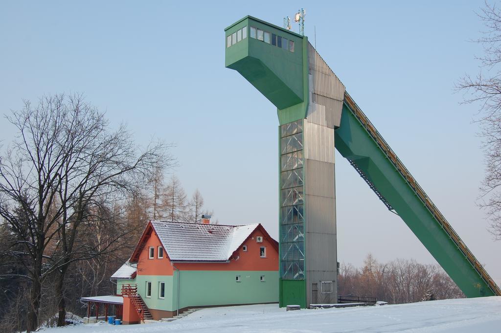 Penzion U Mustku Jiriho Rasky Трояновице Экстерьер фото